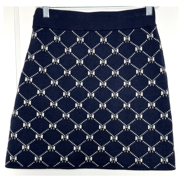 MAJE Navy Bow Design Jacquard Knit Gold Logo Button Patch Pocket Mini Skirt 6 - Picture 9 of 14
